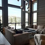 New Exclusive - Panoramic View With In-out, Kvitfjell Varden Ringebu