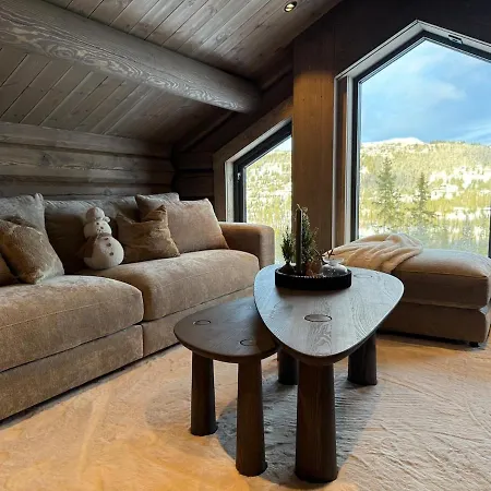 New Exclusive - Panoramic View With In-out, Kvitfjell Varden